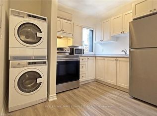 76 Wentworth St #2, Hamilton, ON L8N 2Y9