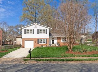 5148 Pumphrey Dr, Fairfax, VA