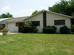 867 Sunshine Ln, Grapevine, TX 76051