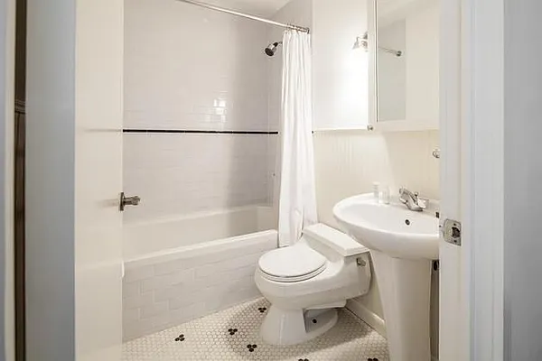 Rented by Capital Realty Investors, Inc | media 15