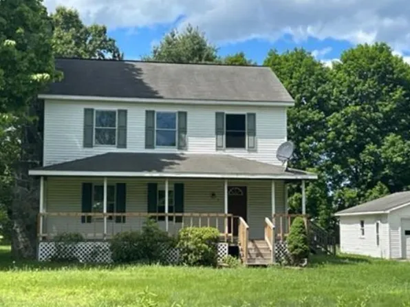 7 Point Rd, Willsboro, NY 12996