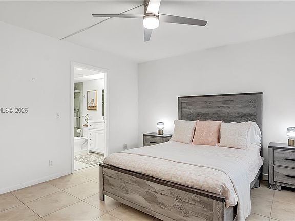 3rd image of 100 SW 130th Ter APT 204C