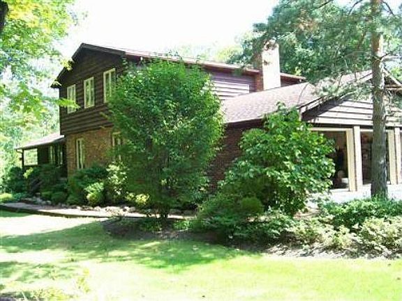 2nd image of 11571 Twin Mills Ln