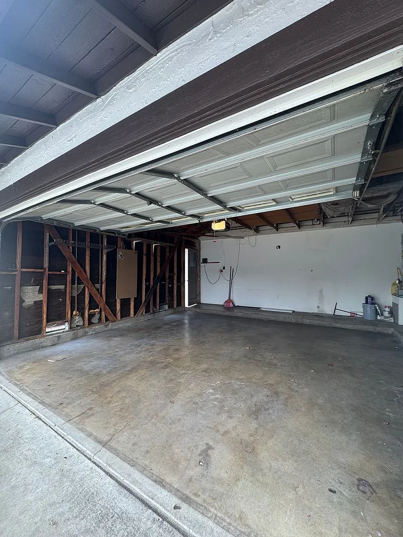 2210 & 2212 E. Avalon Ave. — Photo 2