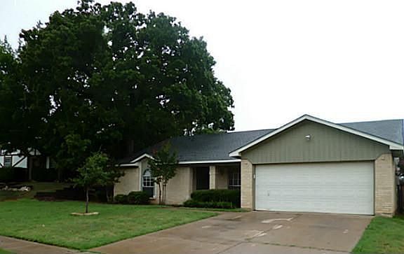 2nd image of 3105 Misty Ct