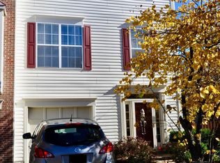 21775 Kings Crossing Ter, Ashburn, VA 20147