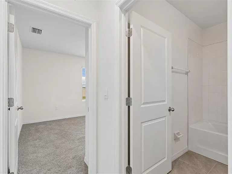 8454 Ender Hills Dr — Photo 28