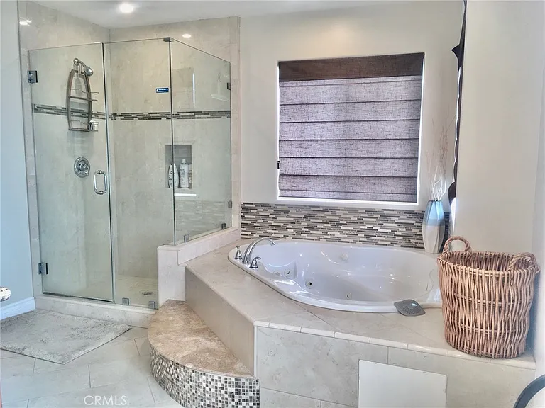 104 Avenida Caballeros — Photo 23