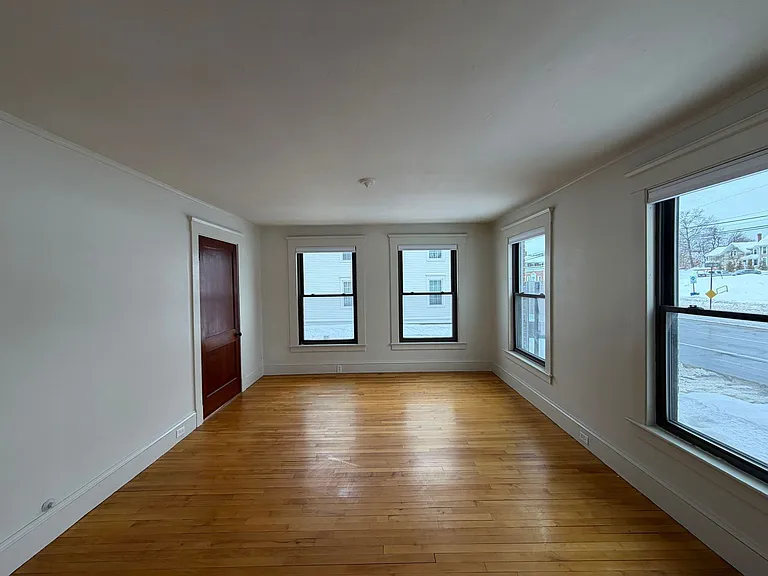 248 N Main St #5 — Photo 4