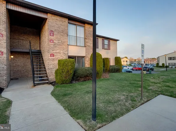 13 Camelot Pl, Sewell, NJ 08080