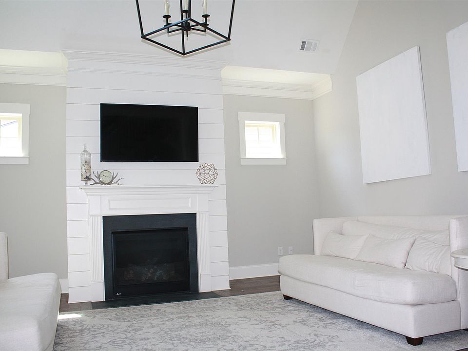1st image of 2864 Americus Dr