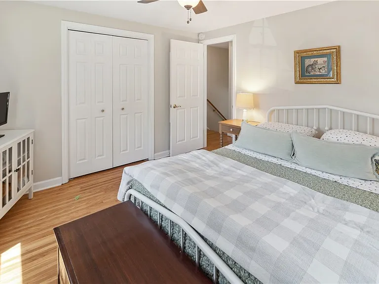 39 Little Brook Dr — Photo 4