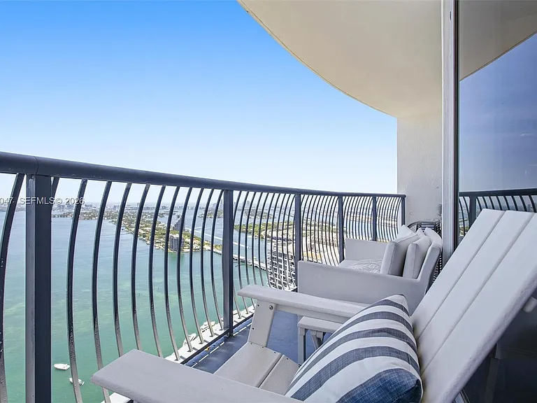 1750 N Bayshore Dr #4801 — Photo 4