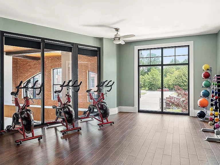 C243050_Wesley_Village_CYCLING_YOGA_STUDIO_03