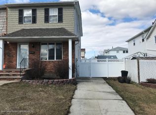 67 Ladd Ave, Staten Island, NY 10312
