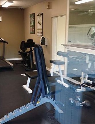 3rd image of 1168 The Pointe Dr