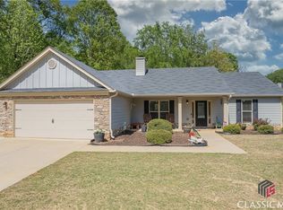 46 Coopers Hawk Ln, Jefferson, GA 30549