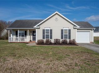 182 Sparks Ct, Winston Salem, NC 27103