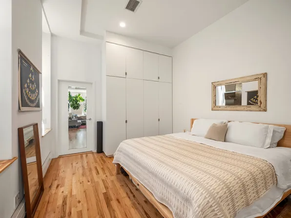 175 East Broadway image 7 of 12