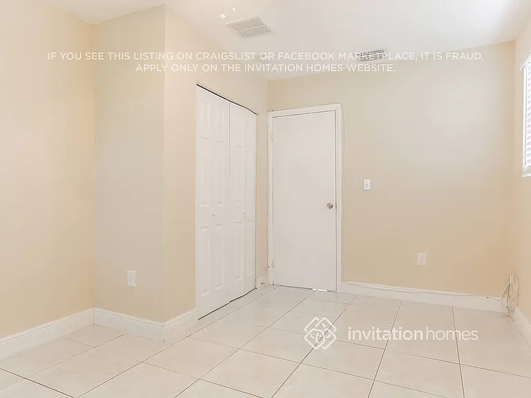 6516 SW 33rd St — Photo 17
