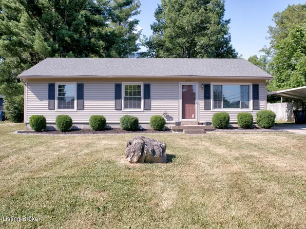 8539 Confederate Place Dr, Pewee Valley, KY 40056