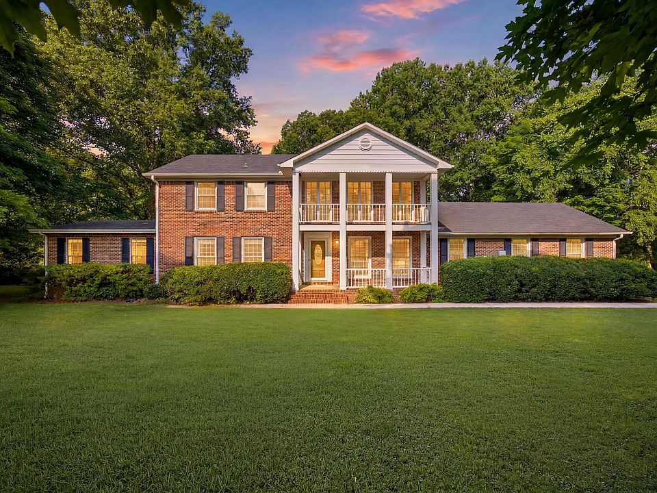 1st image of 109 Carter Farris Ln