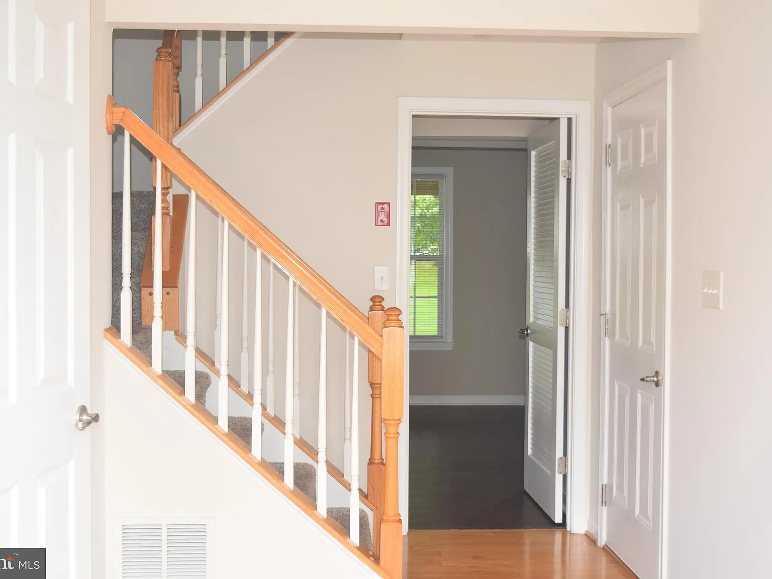 3 bed, 2.5 bath, 1780 sqft, $2,800 — Photo 2