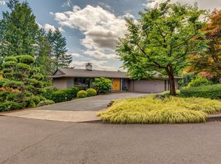 17781 Overlook Cir, Lake Oswego, OR 97034