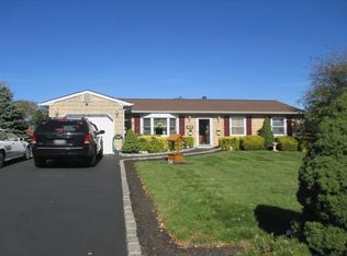 57 Drake Ave, Bellport, NY 11713