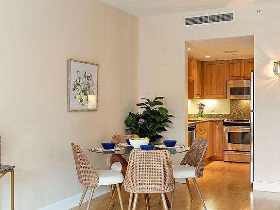 4th image of 10 Bowdoin St Unit 409