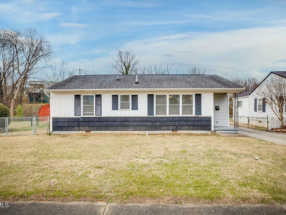 1st image of 1233 Garden Dr
