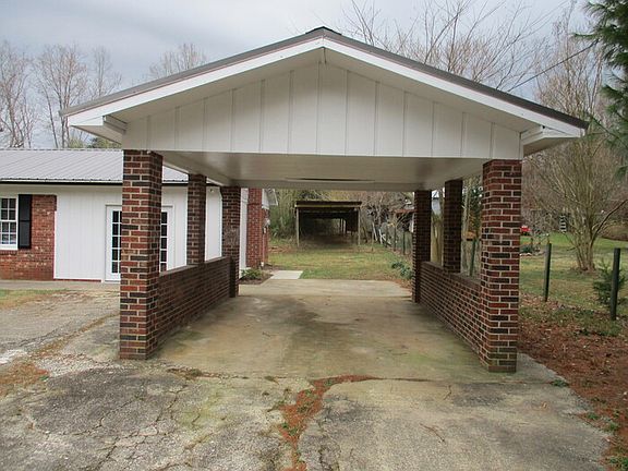 3rd image of 3285 Westgate Dr
