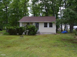 110 Cherry Red Rd, Greentown, PA 18426