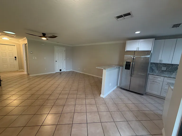 9305 Cobbler Ln — Photo 1