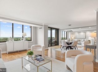 5225 Pooks Hill Rd APT 923S, Bethesda, MD 20814