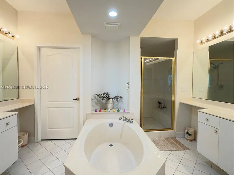 10720 NW 66th St #510 — Photo 10