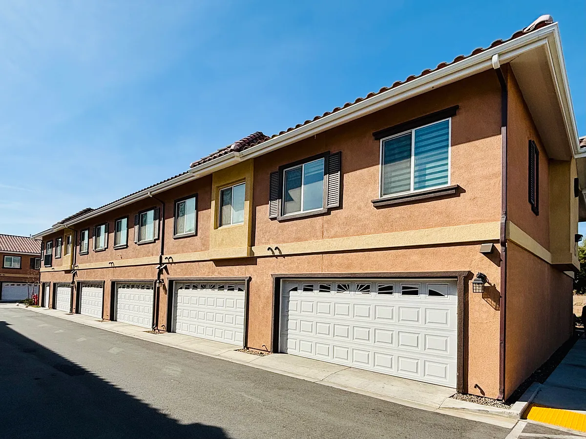 Building Photo - 16425 Arrow Blvd #1110