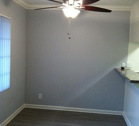 4th image of 8821 Owensmouth Ave APT 9