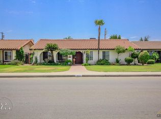 621 Varsity Ave, Arvin, CA 93203