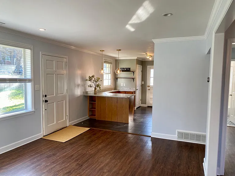5536 Halwis St — Photo 12