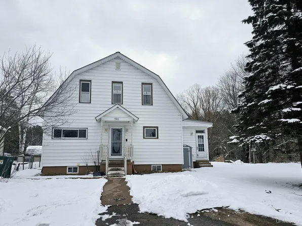 190 N Spruce St, Gwinn, MI 49841