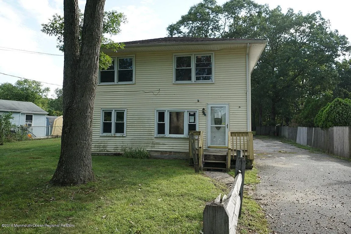 1192 Maxim Southard Rd photo 1