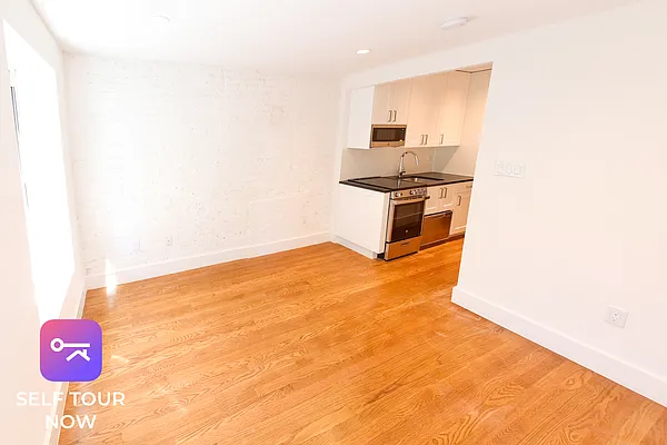 Rented by MAPT Residential LLC | media 16