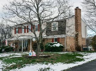 1000 Broad Meadow Dr, Pittsburgh, PA 15237