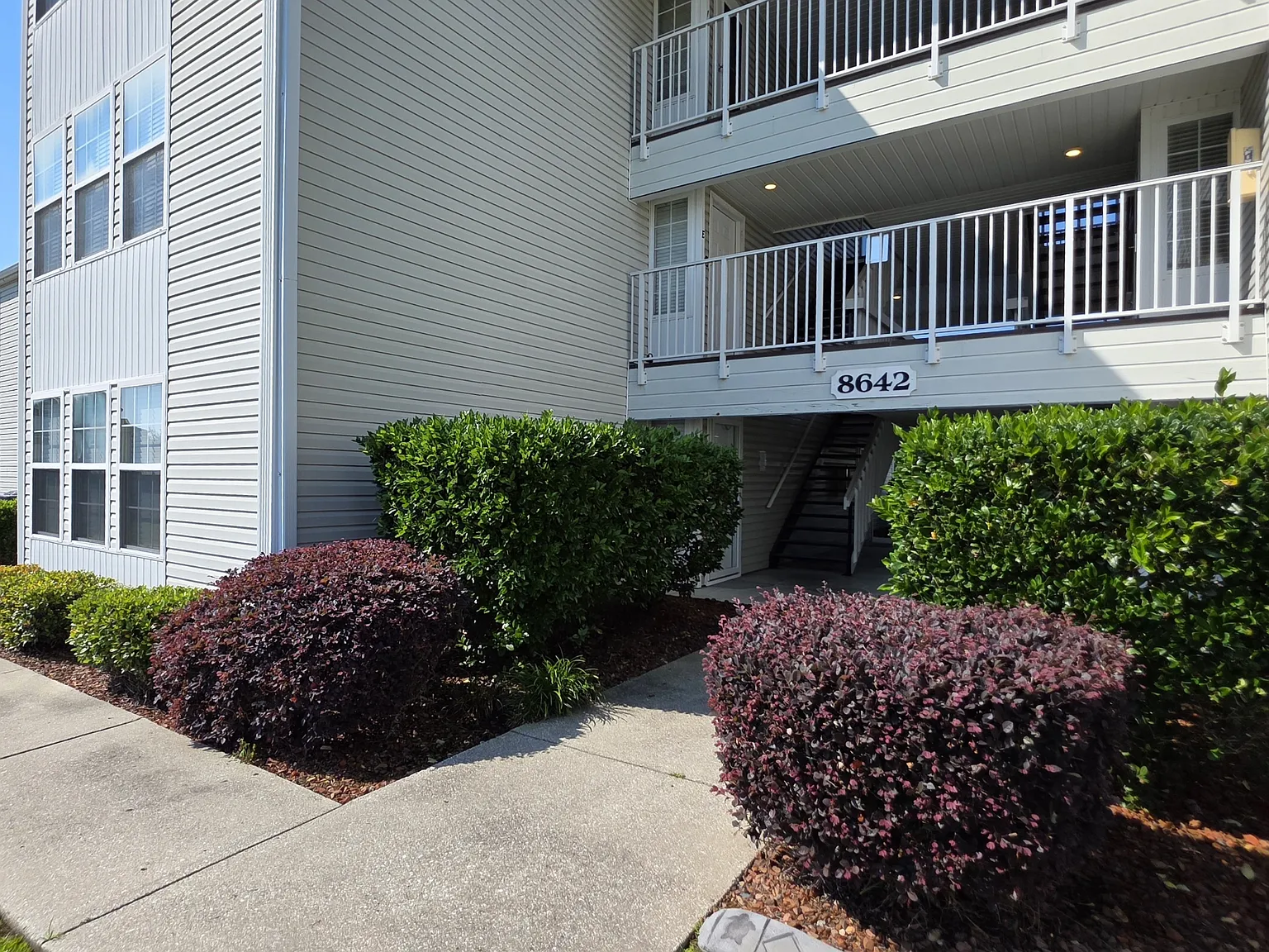 8642 South Bridge Drive - A — Photo 2