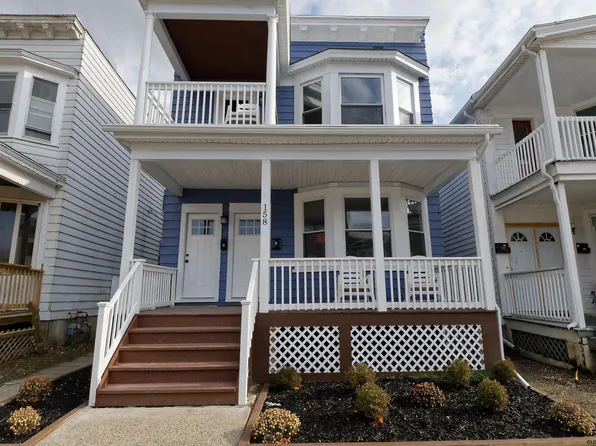 158 7th Ave, Troy, NY 12180
