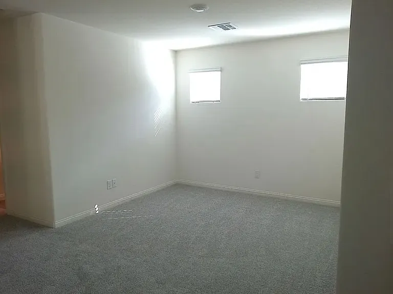 3428 W Rush Ave — Photo 12