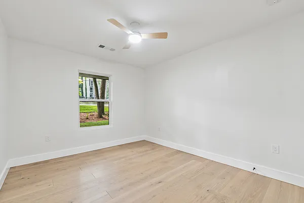 1542 Lavista Rd NE — Photo 16