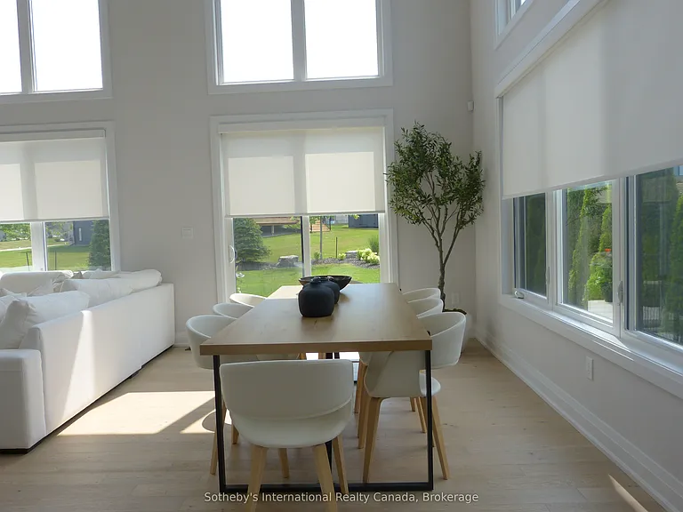 102 Sladden Ct — Photo 4