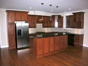 3rd image of 5218 N Winthrop Ave APT 2N